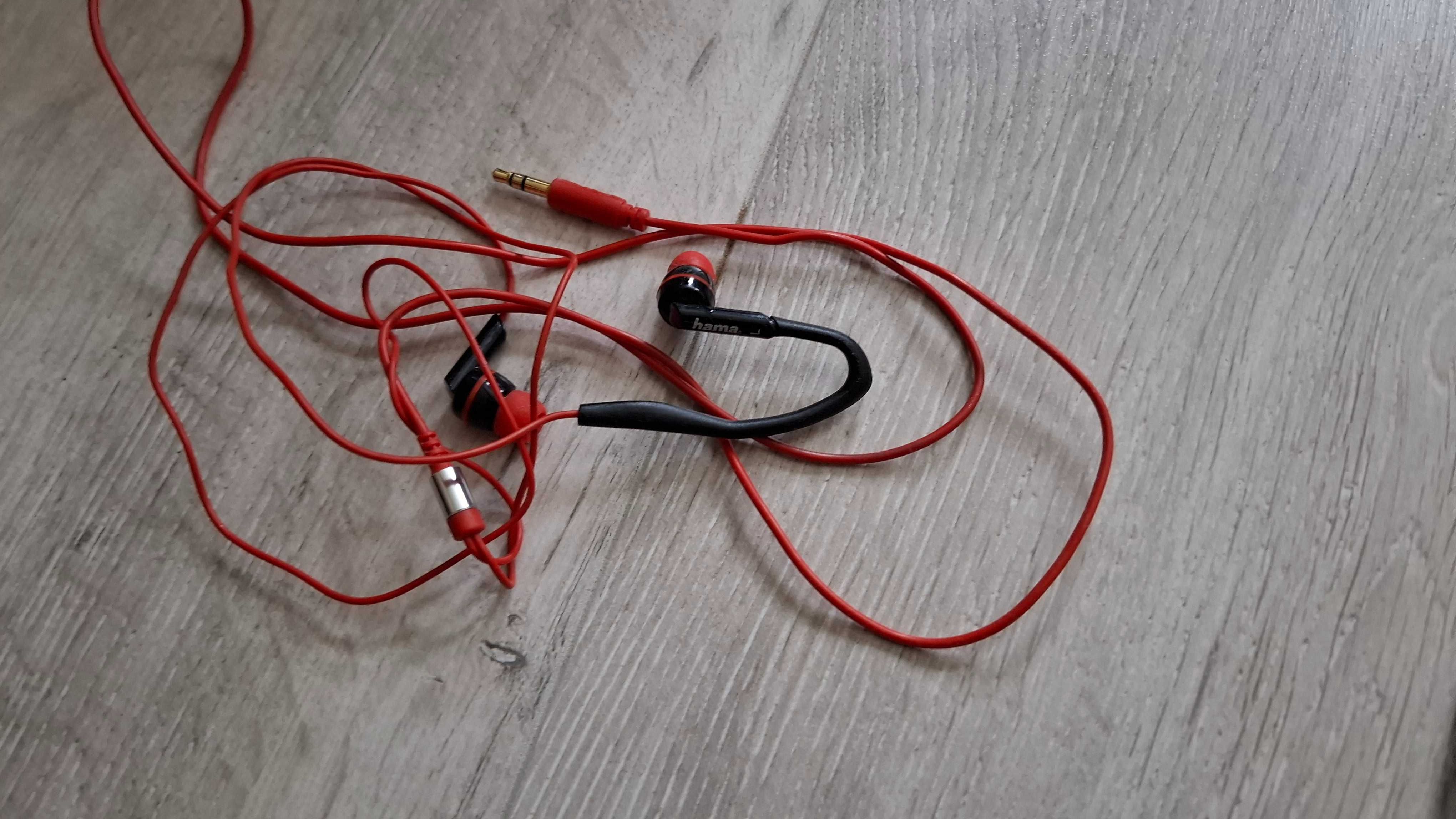 Zestaw: Klawiatura Logitech k300 + Słuchawki  Creative HS-800   uszk.