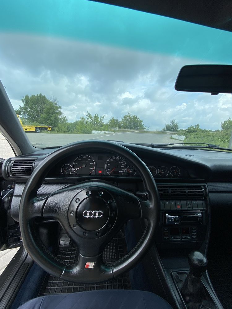 Audi A6 C4 1995