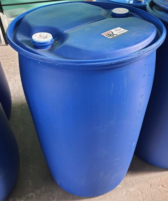 Beczki 220L z dwoma korkami, plastikowe, duże, czyste