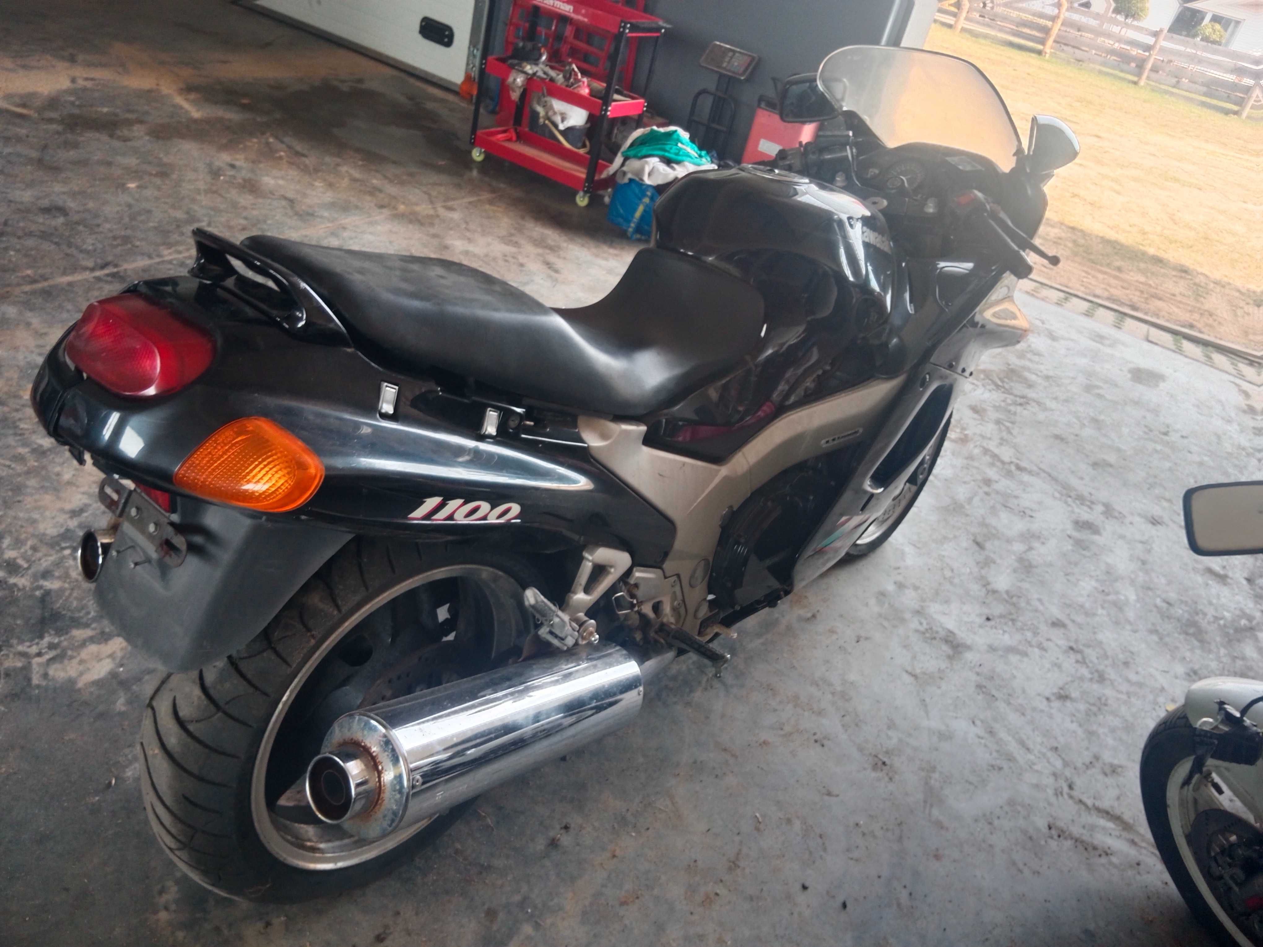 kawasaki zzr1100 zzr 1100 silnik lagi gaźniki bak moduł koło części