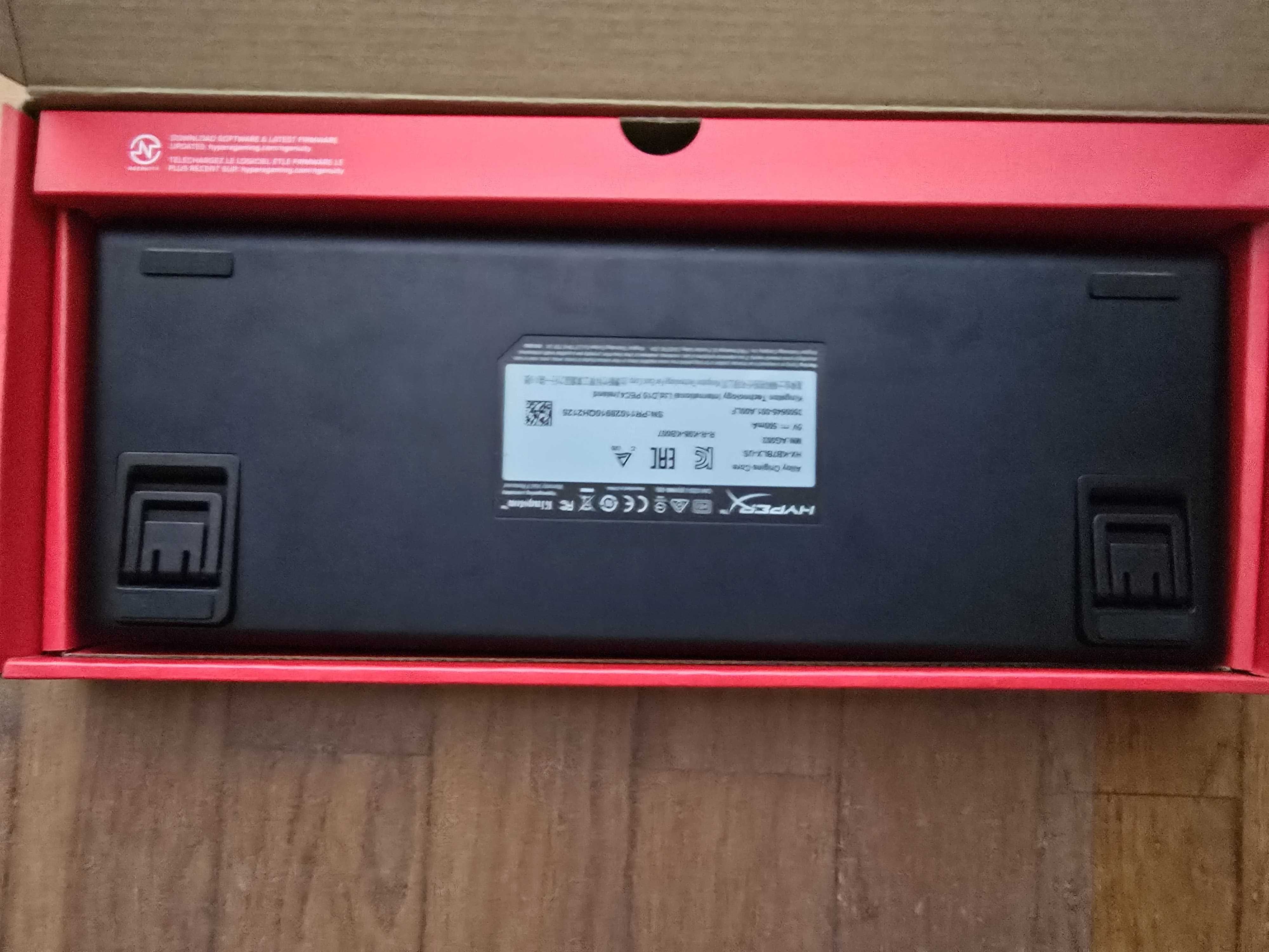 Teclado HyperX Alloy Origins Core (Switches HyperX Blue Clicky)