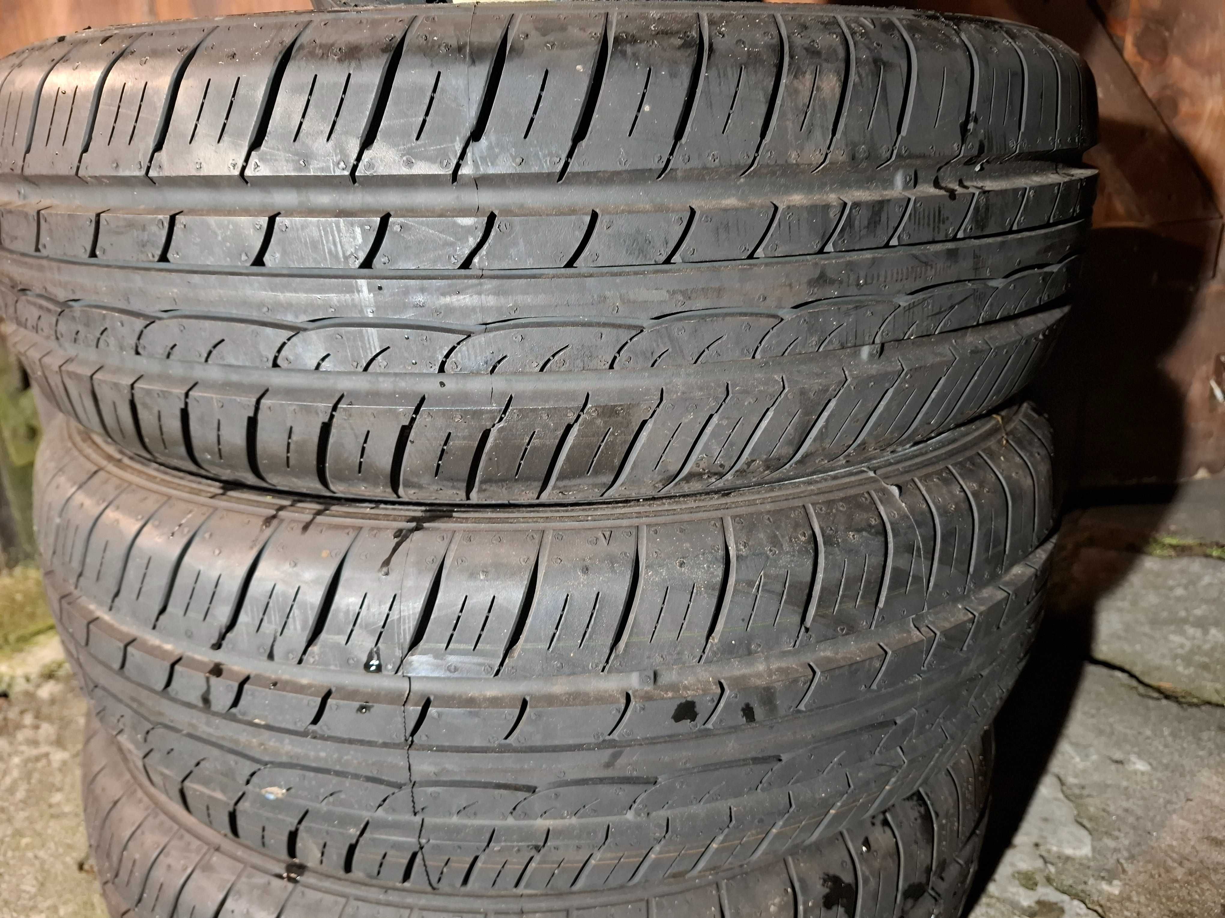 Nowe opony letnie Dunlop SP Sport Fast Response 175/65R15