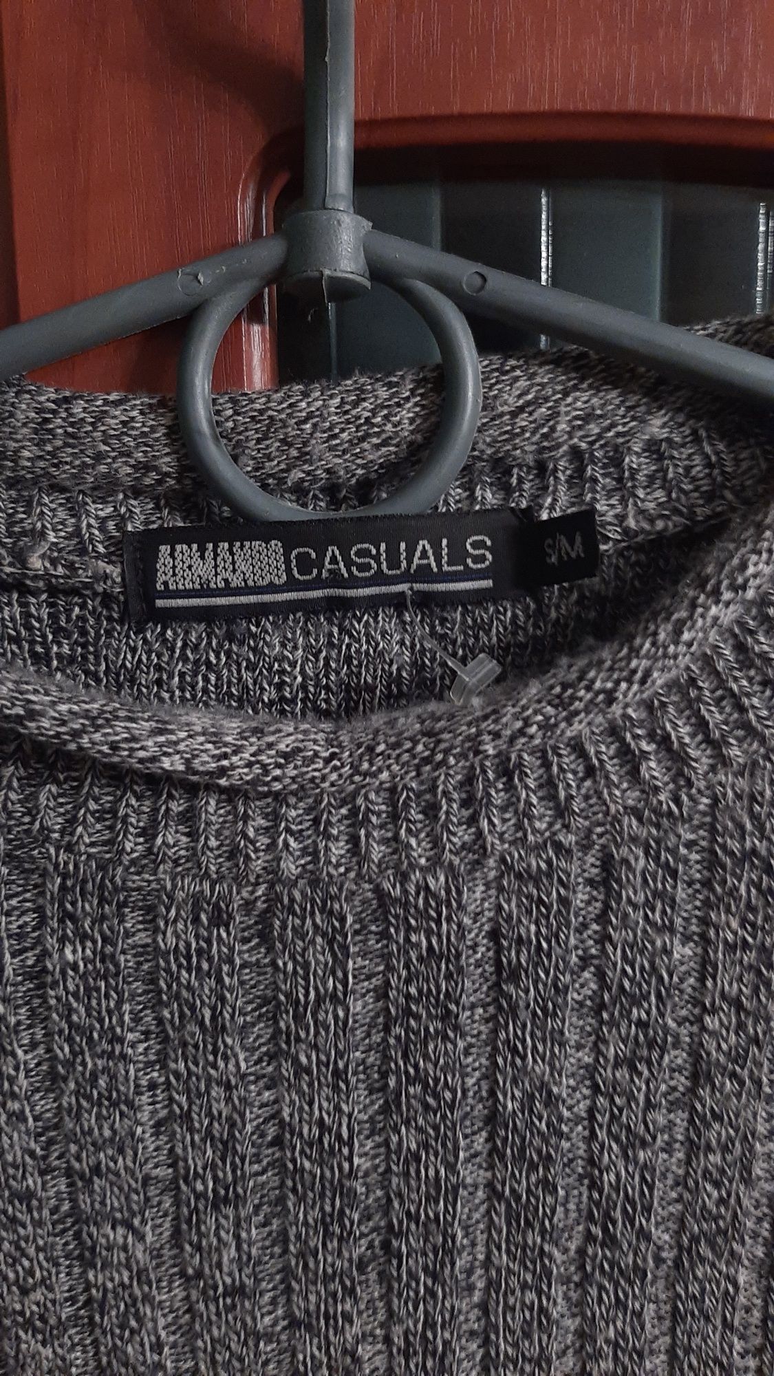 Кофта ,свитер Armando Casuals,идёт на размер L