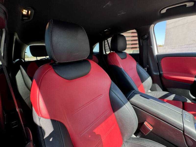 2021 Mercedes-Benz GLA