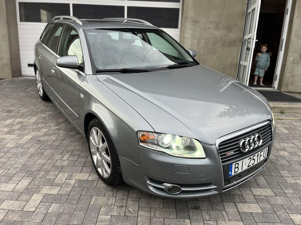 Audi A4 3,2 Quattro, bogate wyposazenie