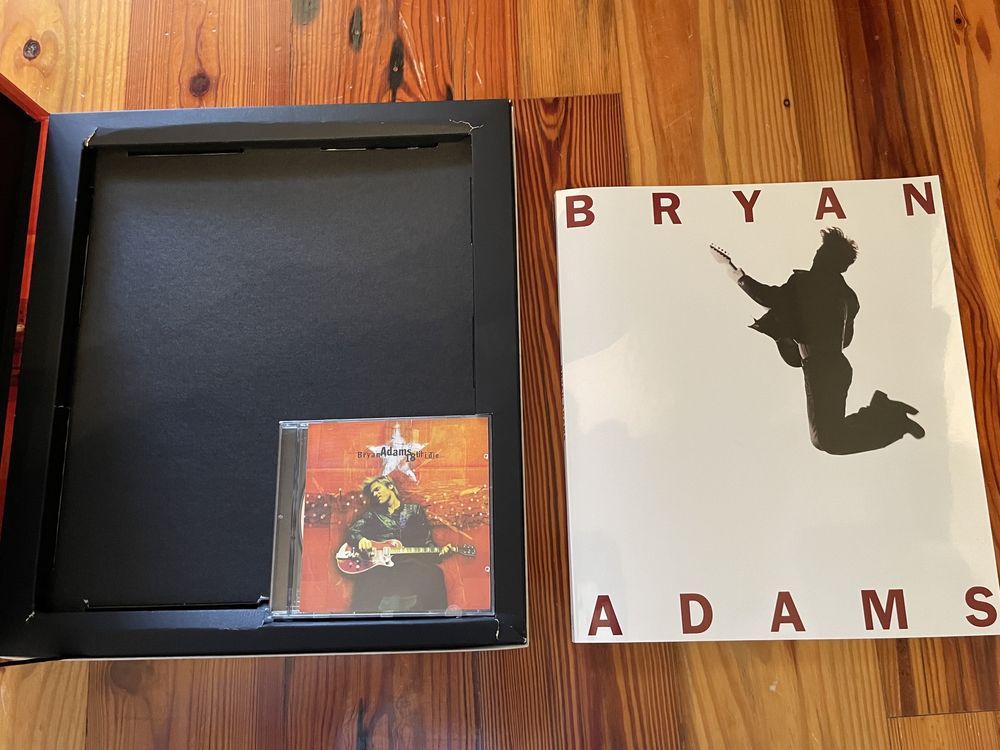 Bryan Adams Caixa com Livro e Cd