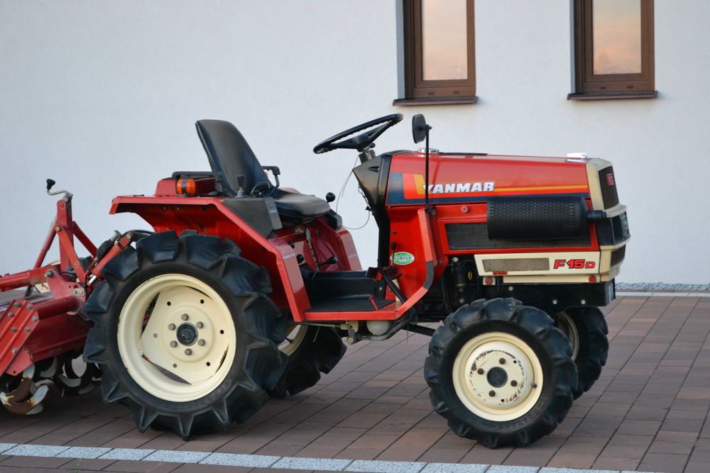 Traktorek japoński mini traktor Kubota M Mitsubishi