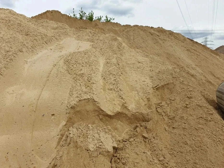 Piasek podsypka piasek w fundament piasek pod kostkę brukową
