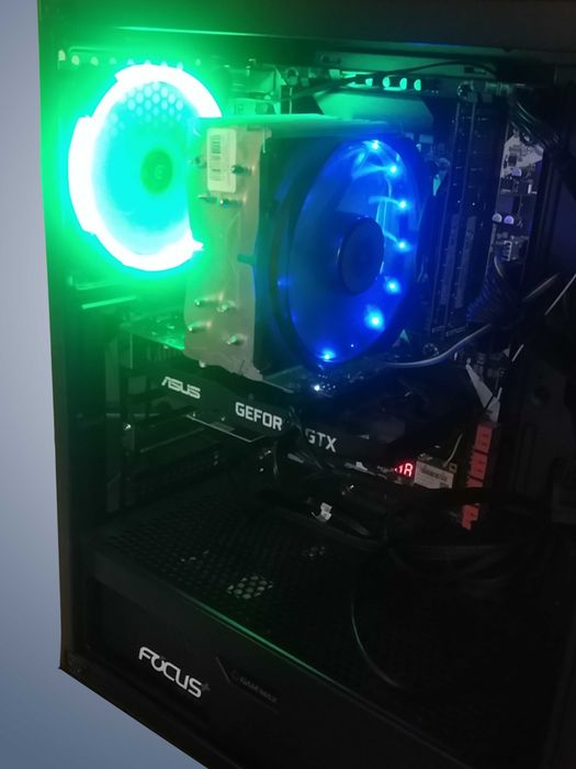 Супер-комп'ютер: 20 ядер/40 Intel-Xeon E5-2698v4. Рендеринг/ Ігри.