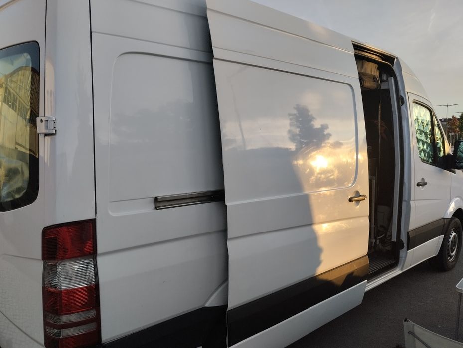 Mercedes sprinter campervan