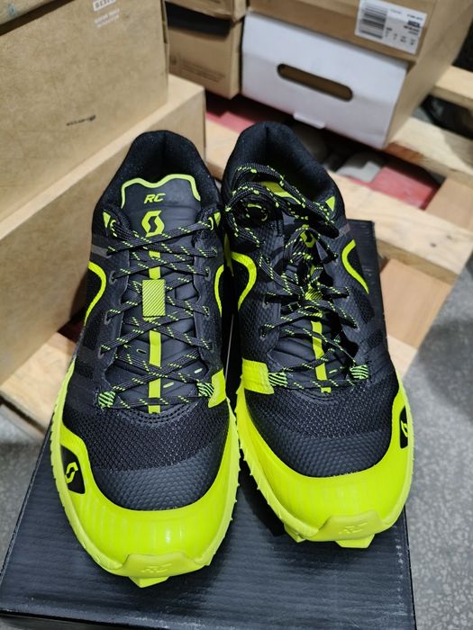 Buty do biegania Scott Supertrac RC r. 37.5
Model: 251876