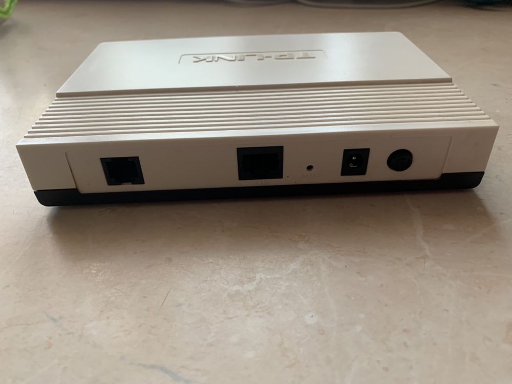 Модем маршрутизатор Tp-link td 8810