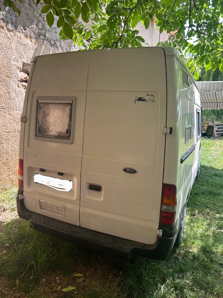 Autocaravana Ford transit