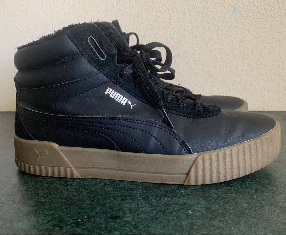 Жіночі демісезонні кросівки Puma