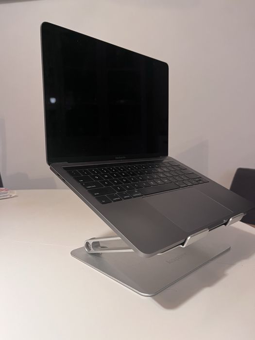 Podstawka pod laptopa macbook aluminiowa regulowana
