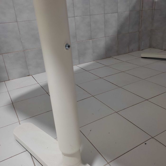 Secretária escritório/gabinete/consultório