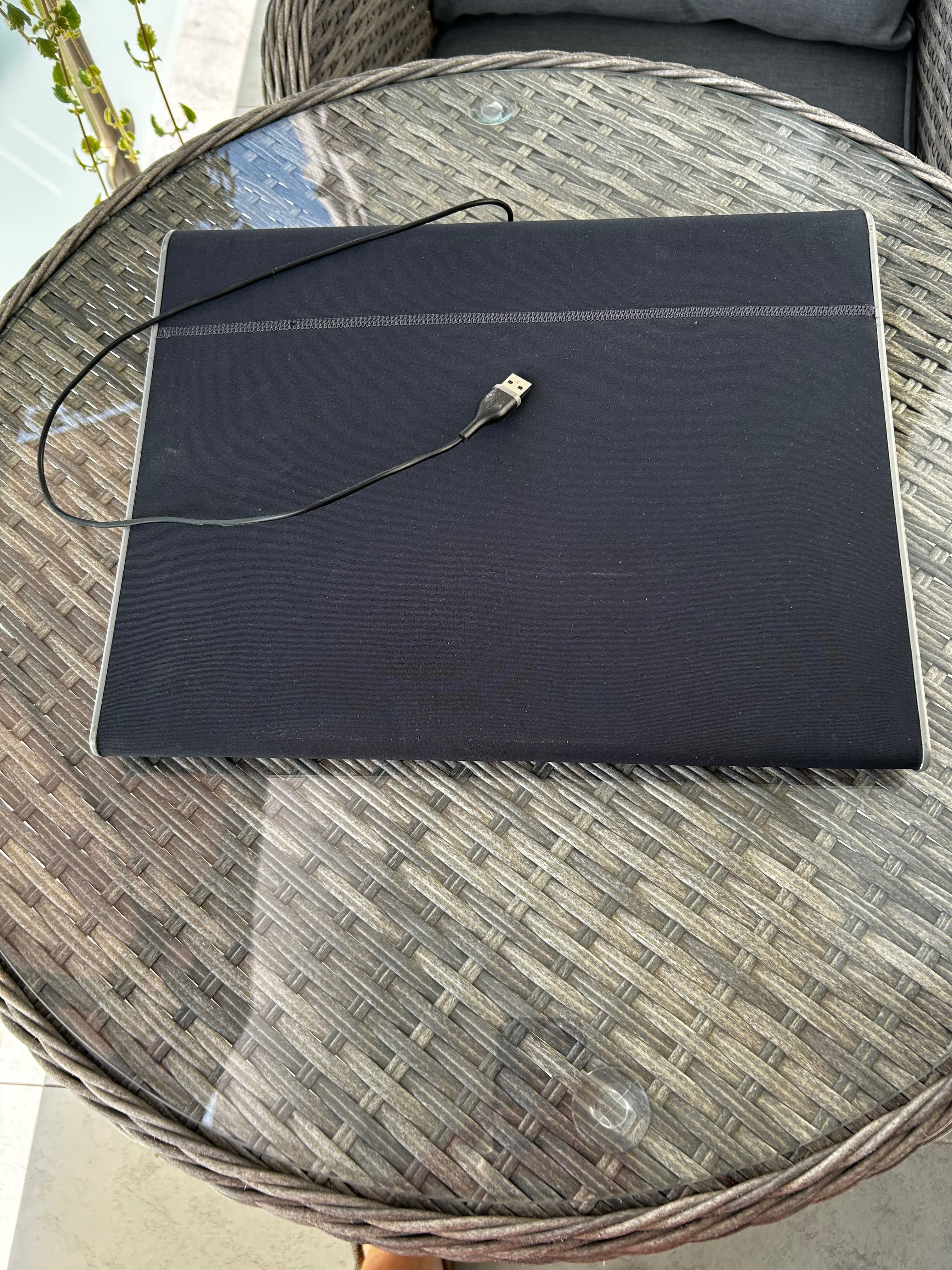 Podstawka chłodząca do laptopa