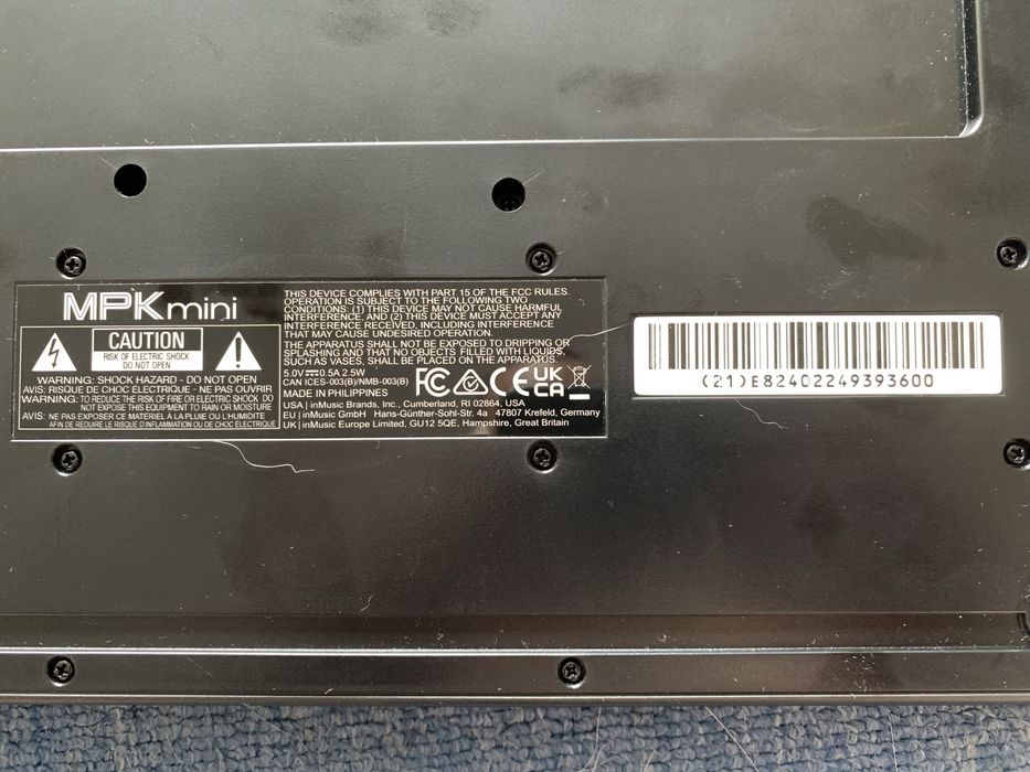 MIDI клавіатура AKAI MPK mini3