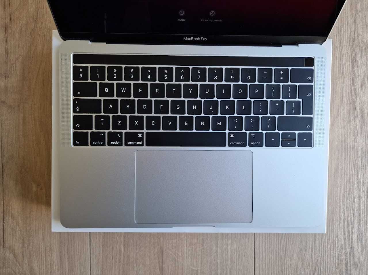 MacBook Pro (A1989, i5 4 rdzenie, 8/256, Touch Bar) - ideał, 69 cykli