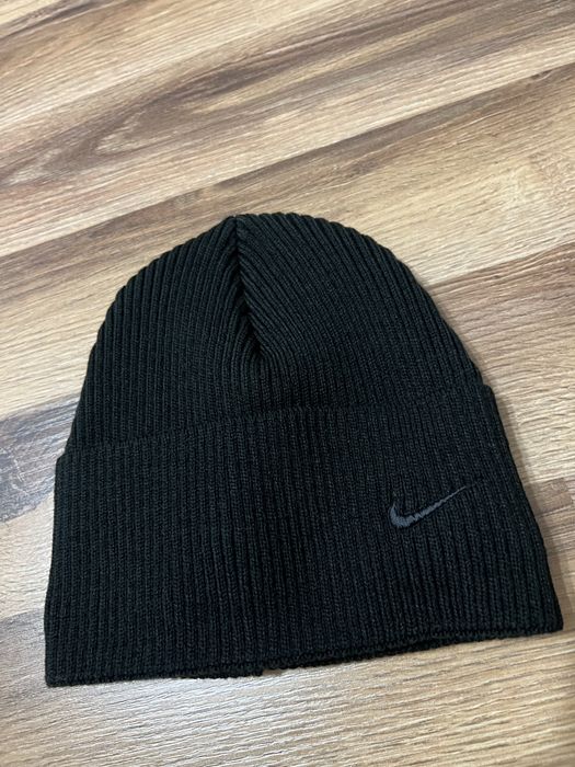 Зимова шапка Nike