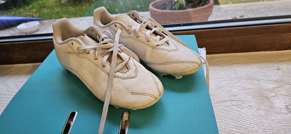 Korki adidas 34 buty sportowe piłkarski nożna  22 cm