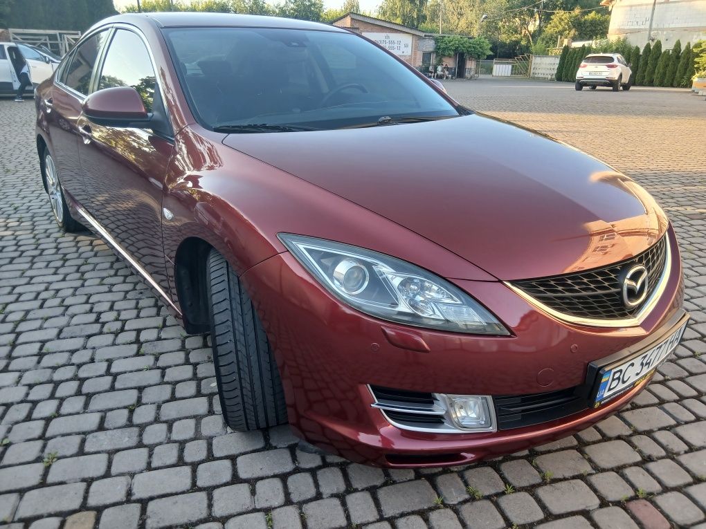 Продам автомобіль Mazda 6