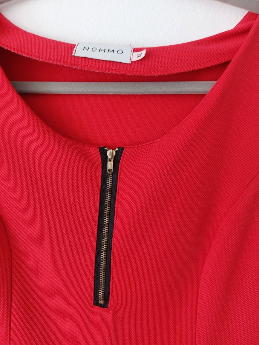 Sukienka czerwona nommo r XL