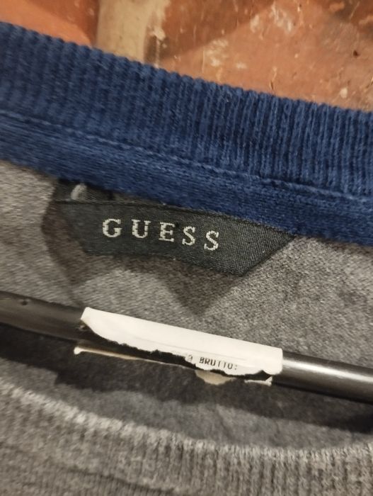 Sweter męski Guess tanio
