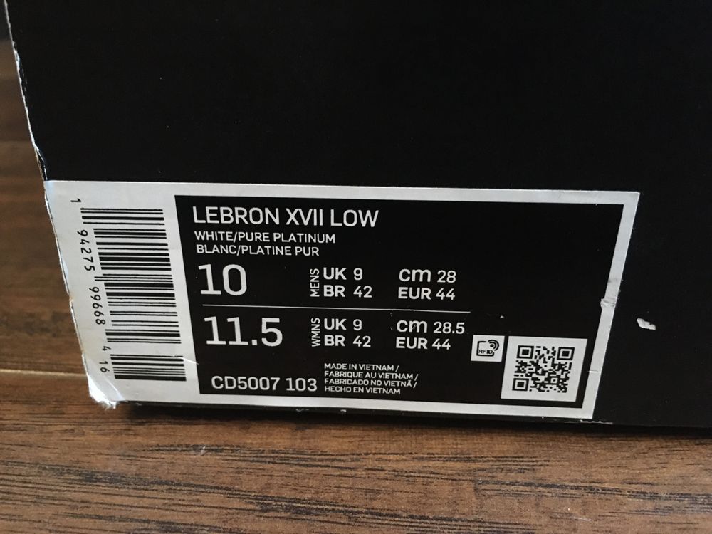 Nike Lebron XVII LOW rozmiar 44