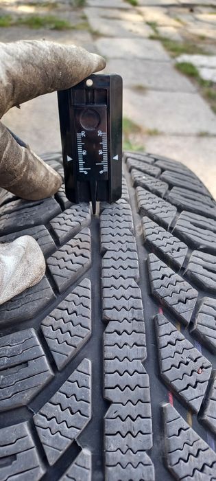 Sprzedam opony zimowe 4 szt. Semperit 165/60 R15
