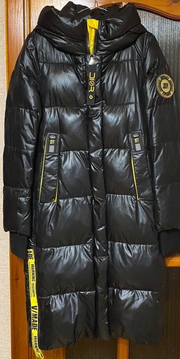 Пуховик розмір XS