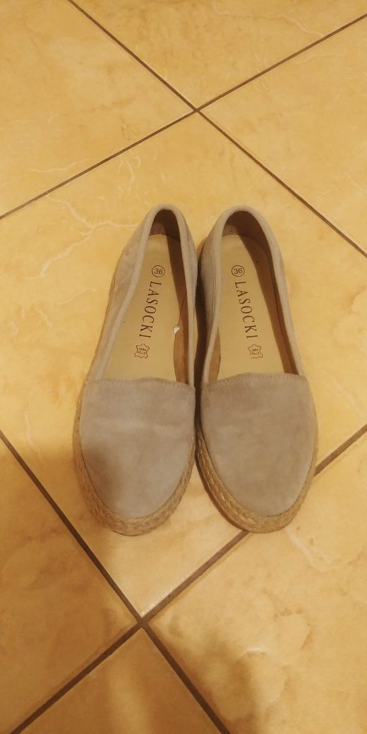 Nowe Buty damskie roz.36 Lasocki wiosna