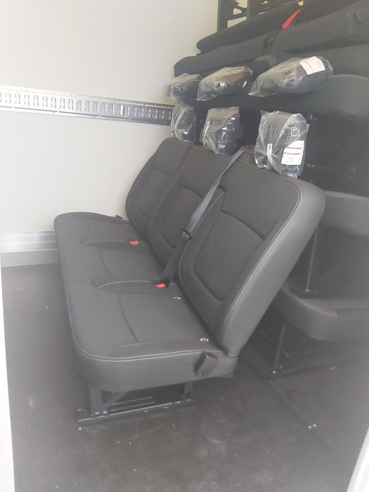 Kanapa ławka 3 rząd foteli Renault Trafic Opel Vivaro Fiat Telento nv