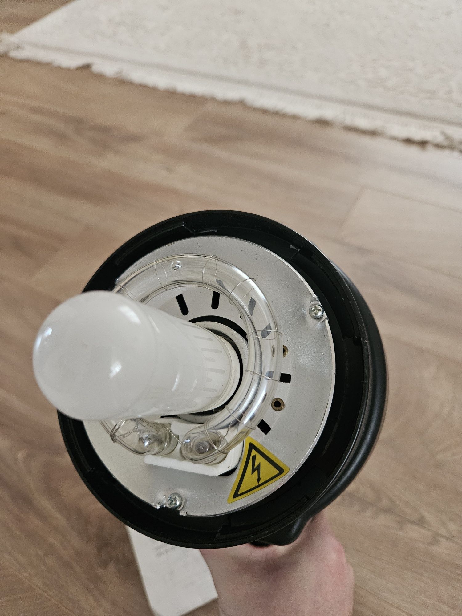 Falcon Eyes DE 600B, студійний спалах