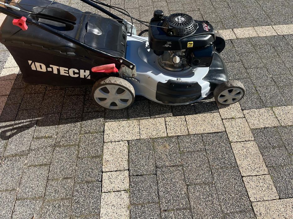 Kosiarka spalinowa honda