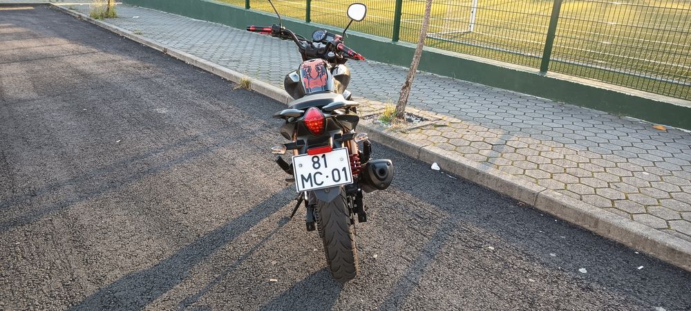 Keeway RKV 125 Poucos kms