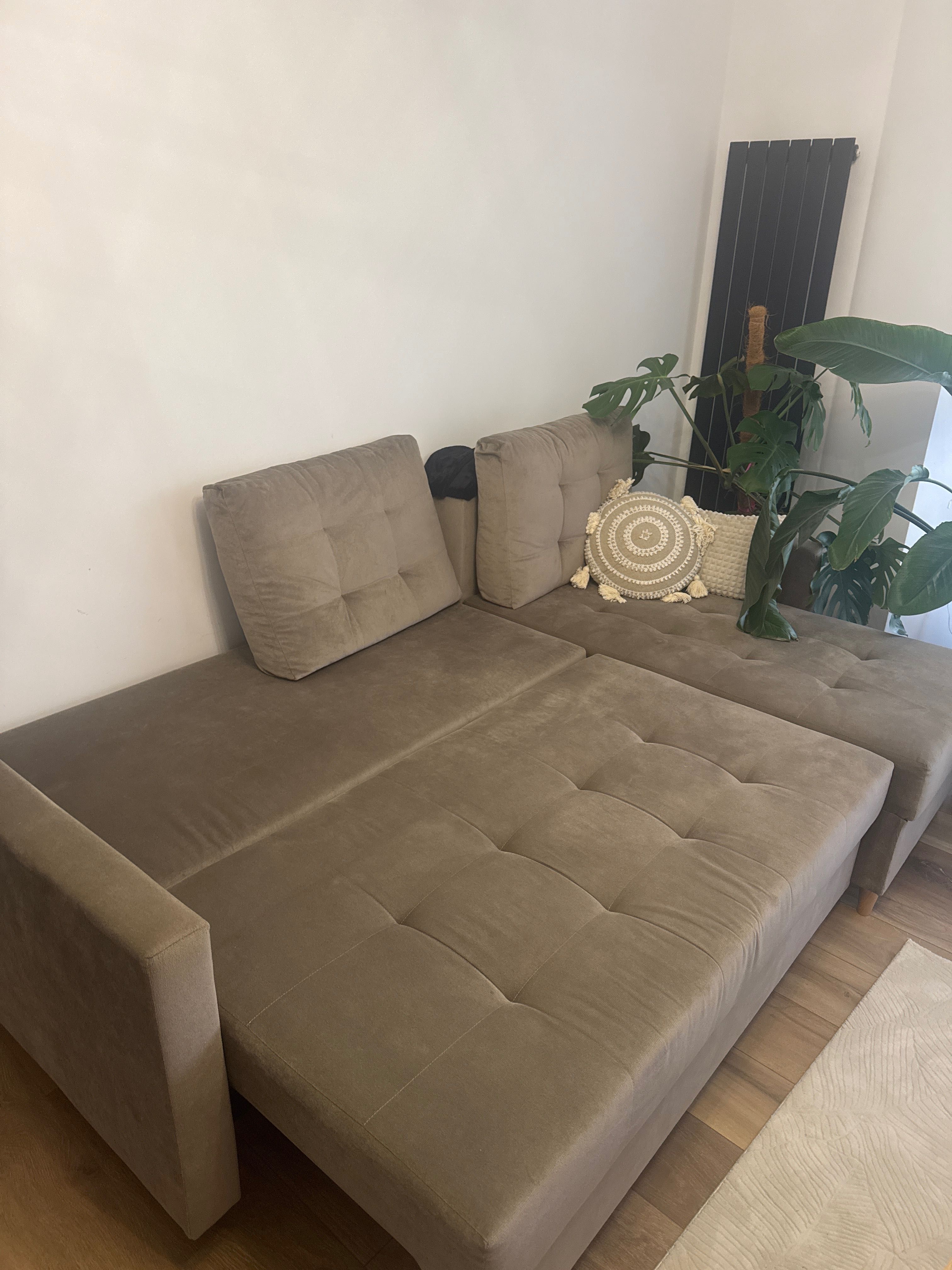 Sofa rozkładana ciemny beż