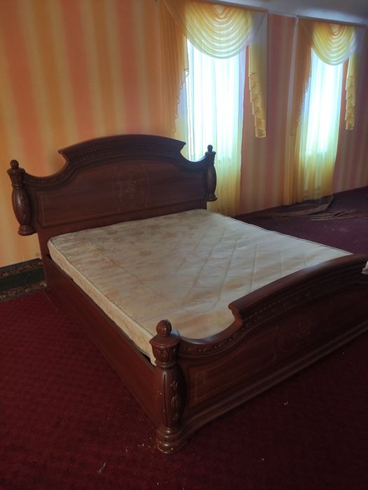 Продам кровать двуспальная