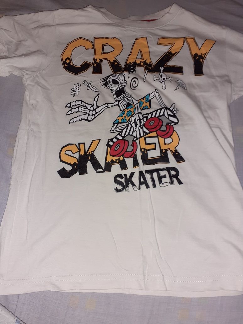 8 t-shirts p/rapaz 7-12 anos por 20€