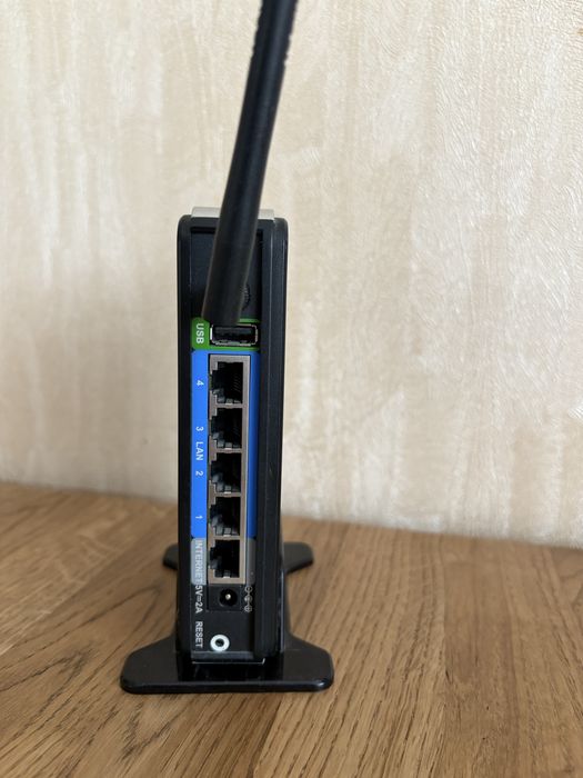 Роутер, маршрутизатор D-Link DIR-320