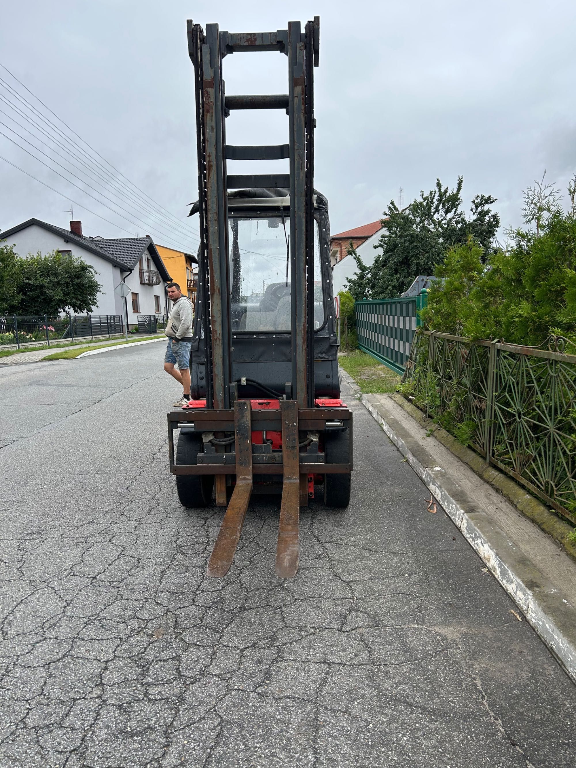Wozek widłowy linde 2.5 t gas