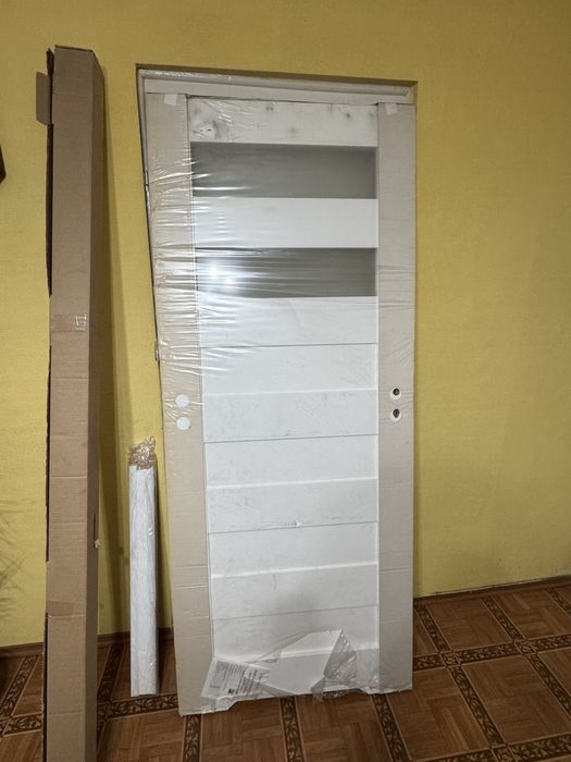 Drzwi 90 Lewe Białe