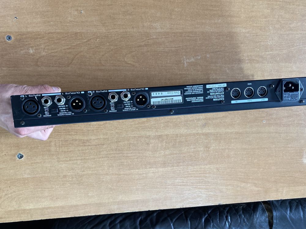 Behringer DSP2024P Virtualizer Pro