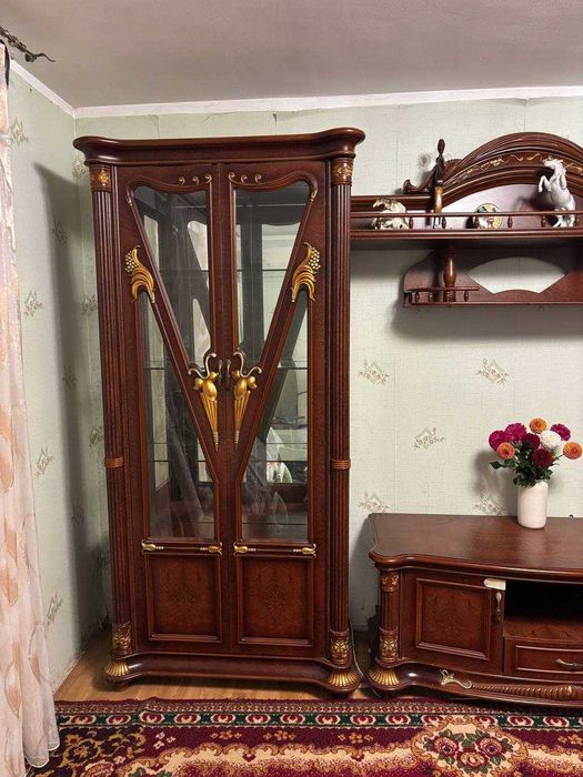 Стінка Шкаф Шафа у вітальню під телевізор з баром та підсвіткою