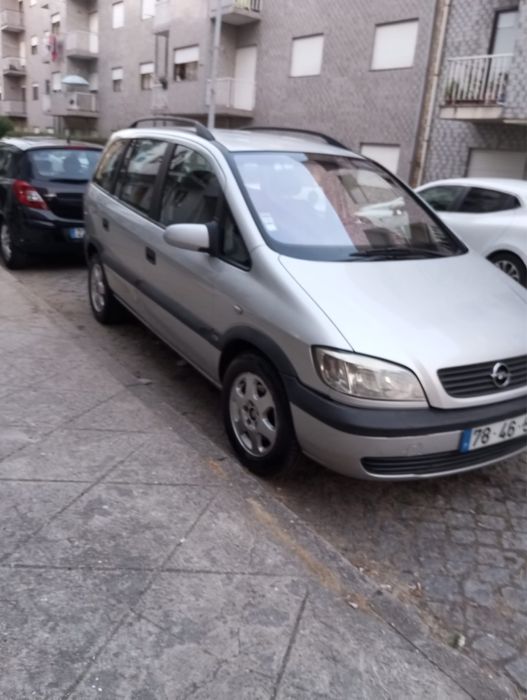Opel zafira ano 2001