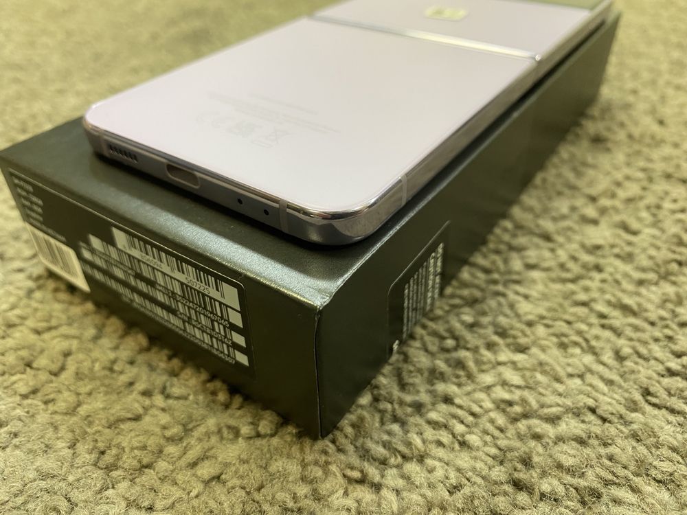 Samsung galaxy z flip 4 fioletowy stan idealny! 128gb