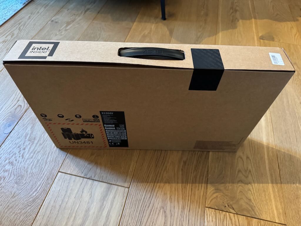 Laptop Asus Viobook15