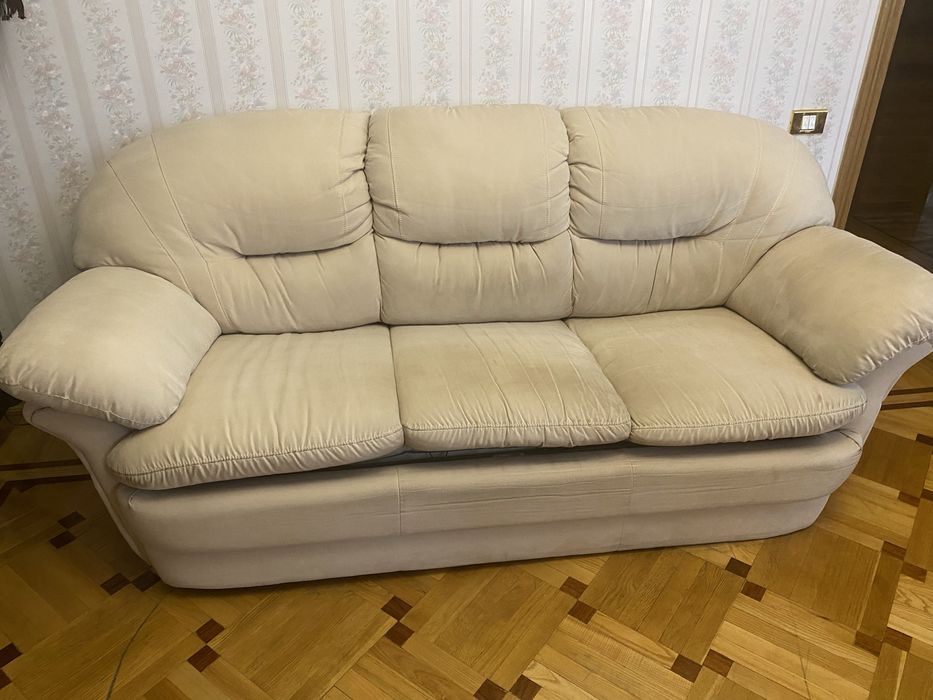 Шкіряний диван б/у