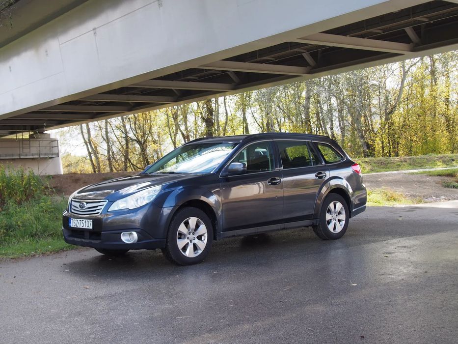 Subaru Legacy Piękny 2.5 Benzyna Automat 4x4 Hak Kamera Elektryka Serwis Zamiana!