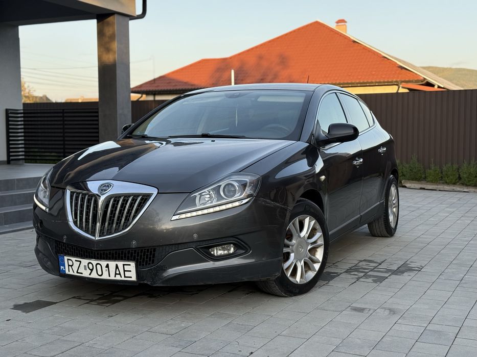 Lancia Delta 1.6 Dizel Avtomat